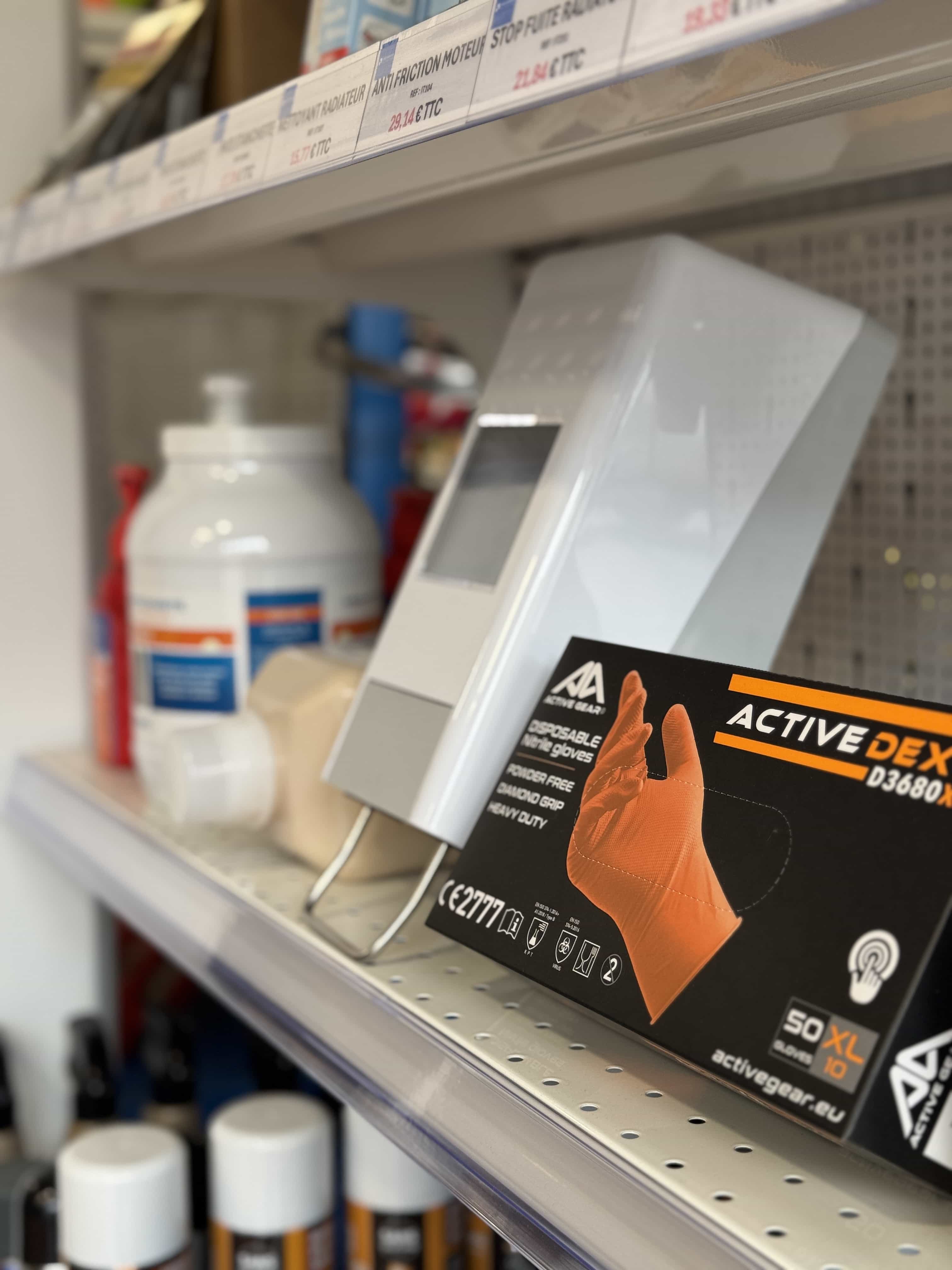 Consommables garage automobile - produits entretien, additifs, lubrifiants